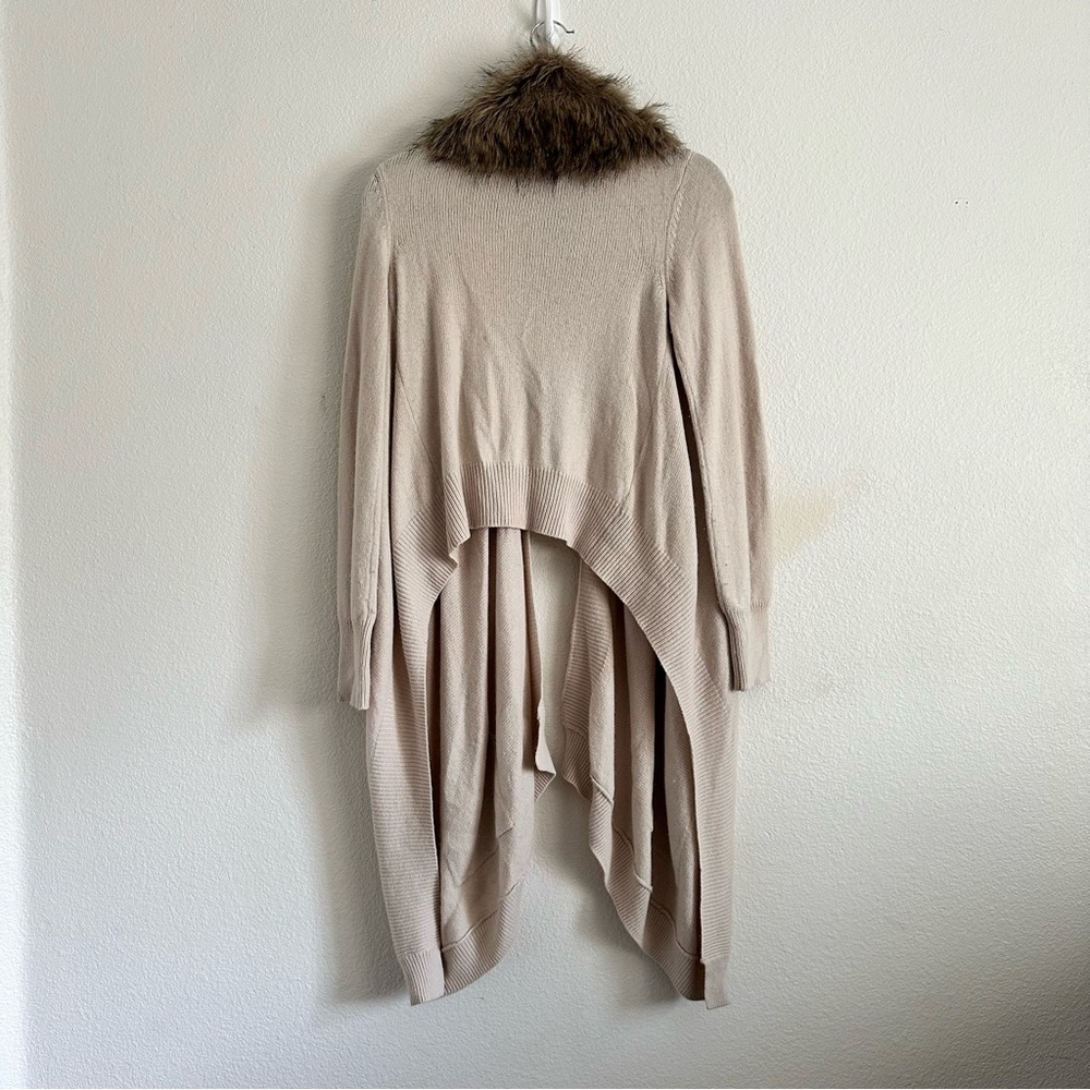 BCBGmaxazria Beige Knit Sweater with Pockets - Picture 16 of 16